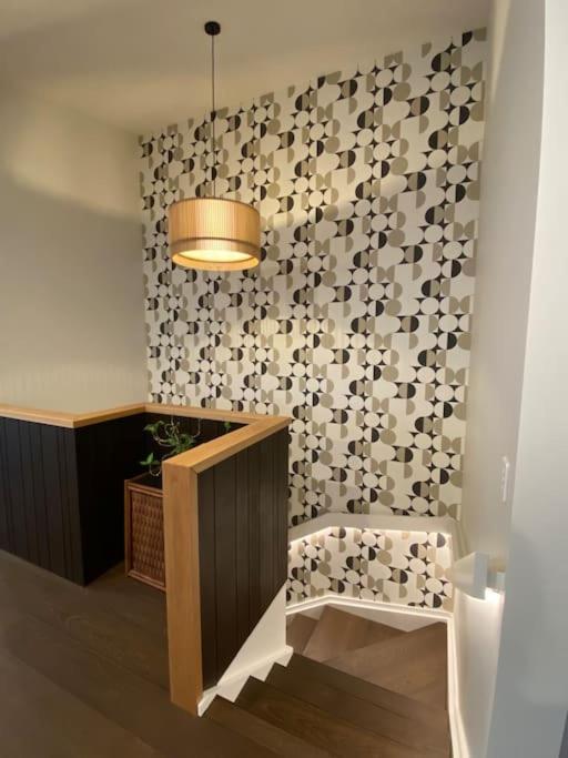 Luxury Escape In Cbd - Walking Distance To Town Villa ตาอูรังกา ภายนอก รูปภาพ